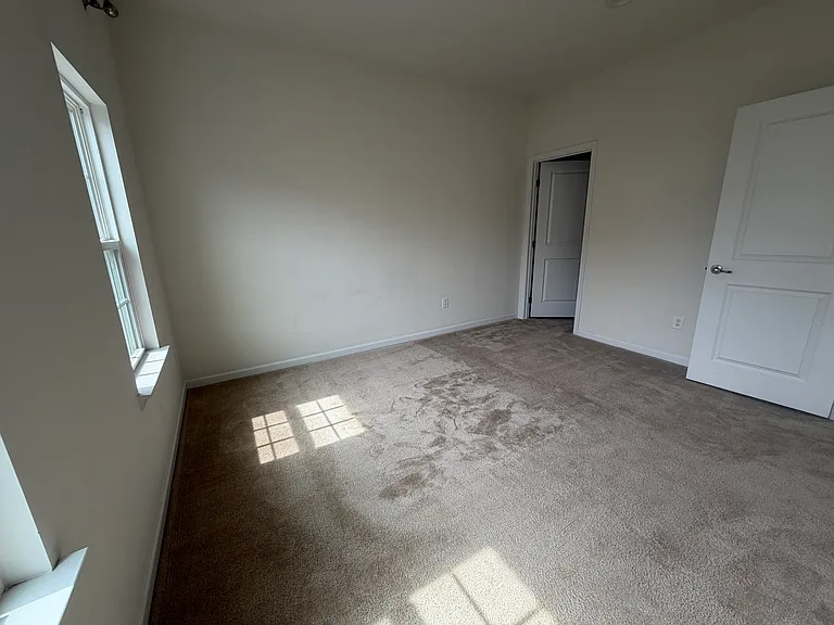 3190 Yeager Dr — Photo 15