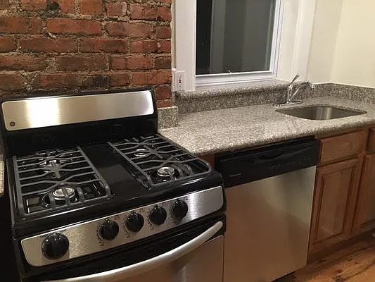 Rented by U2Apartment LLC | media 11