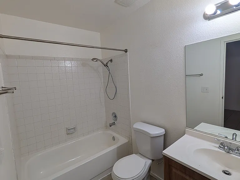 3033 Saint George St #A — Photo 12