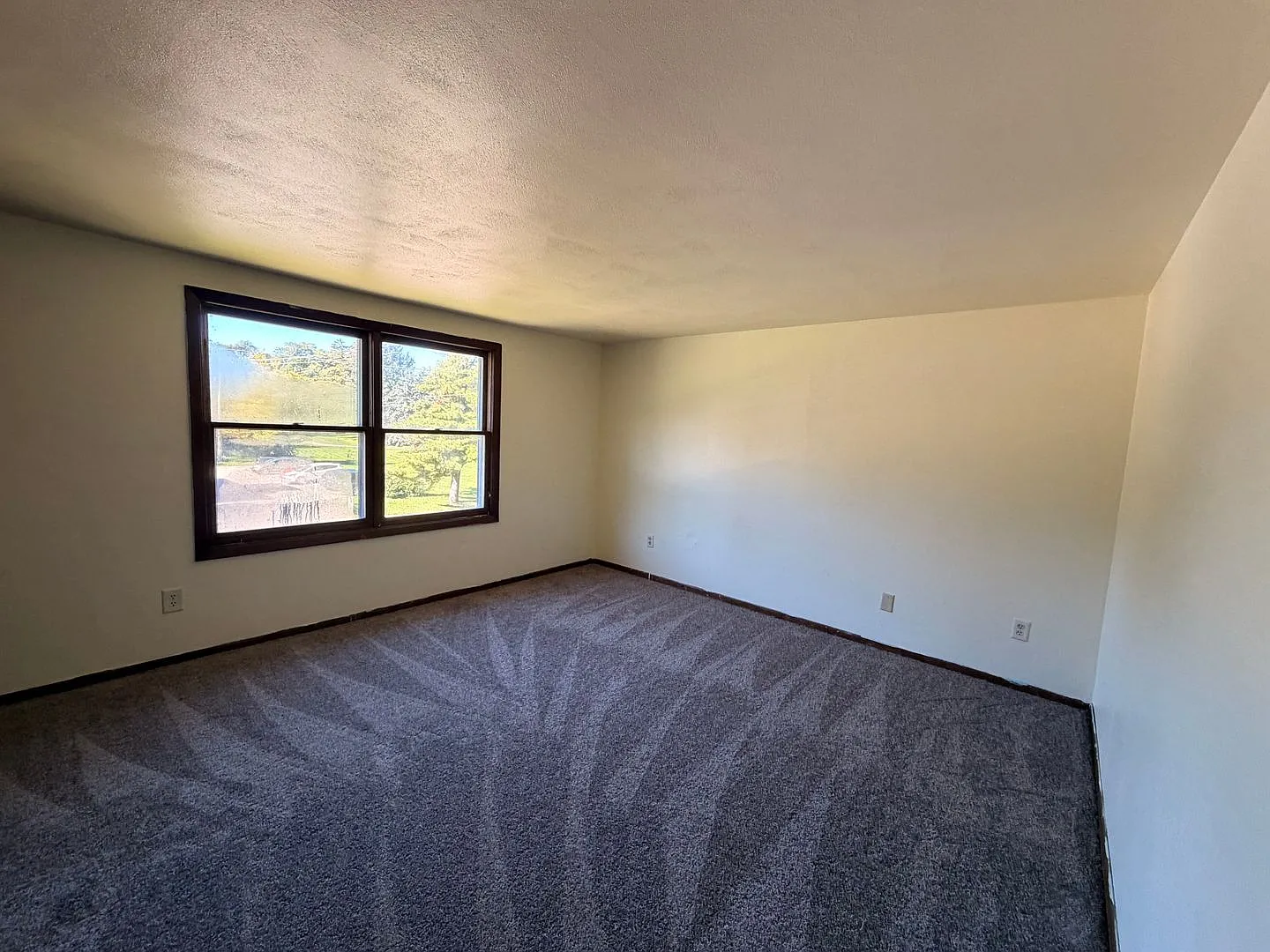 38 - 40 Northside Dr. — Photo 1