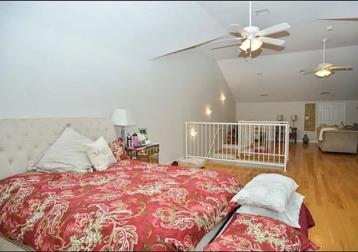 25 Myrtle St #25 — Photo 5