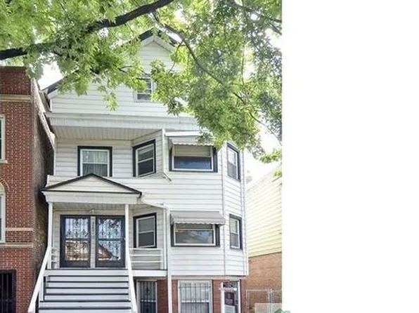 3445 N Oakley Ave, Chicago, IL 60618