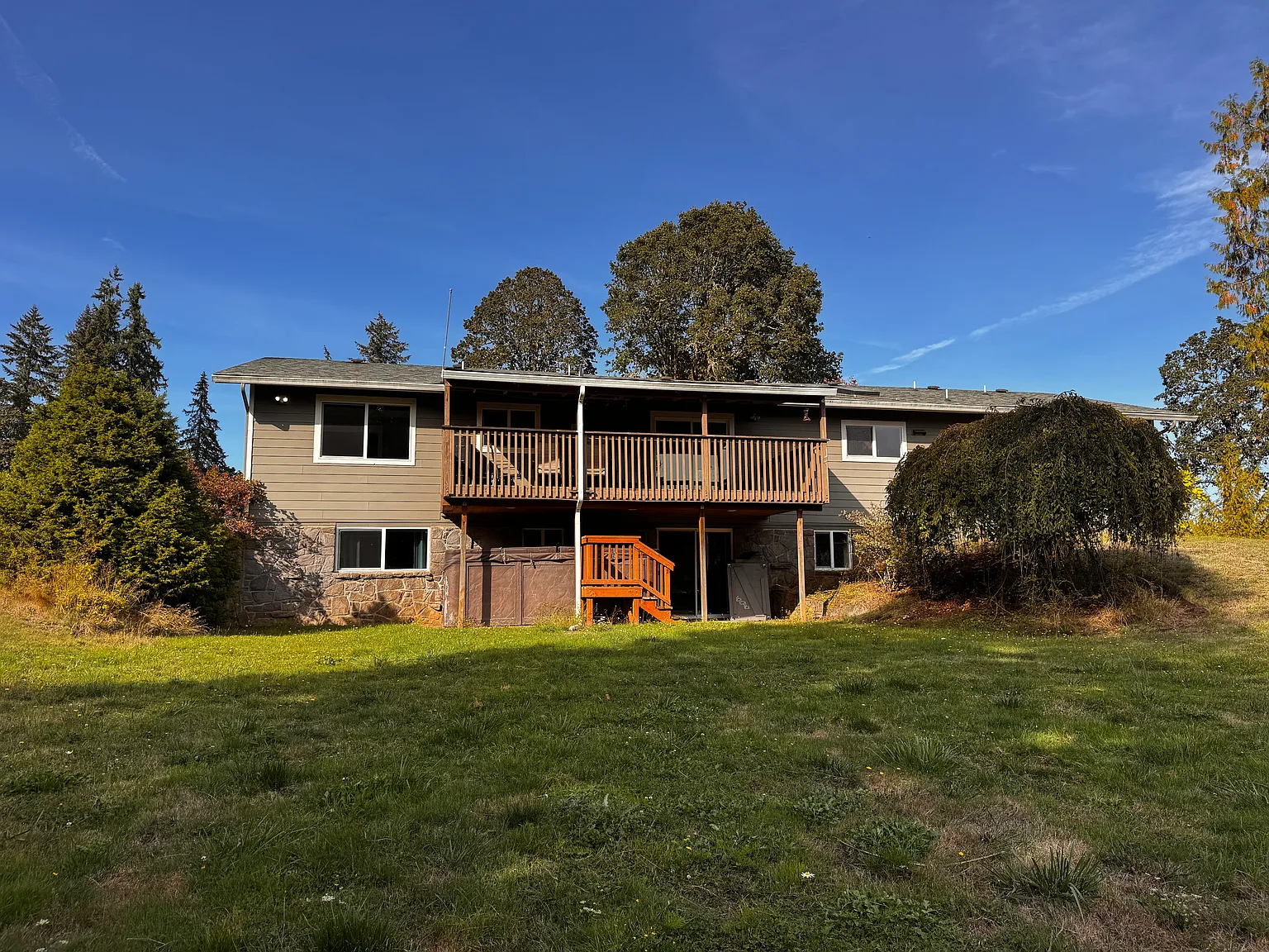 4 bed, 3.5 bath, 3000 sqft, $3,800 — Photo 3
