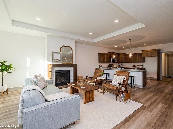 2nd image of 9053 Nelle Ln