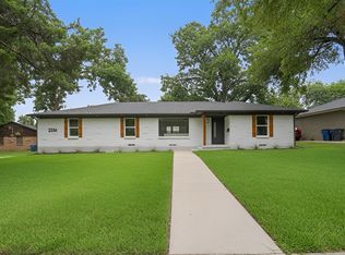 2336 Fenestra Dr, Dallas, TX 75228