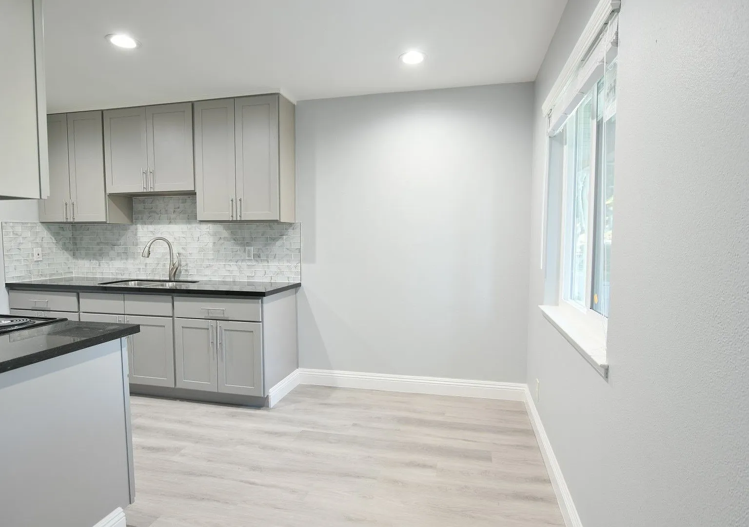Hamilton Plaza Apartments — Photo 4