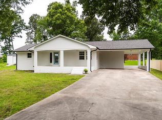 211 Tarheel Dr, Archdale, NC 27263