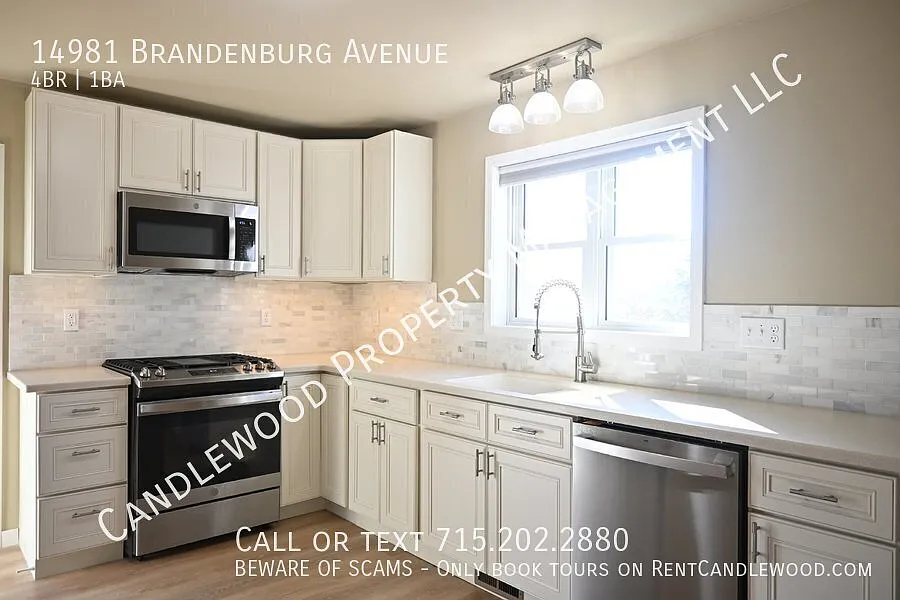 Recently Updated 4 Bedroom Split-Level Single Family Home Available October 1st! — Photo 3