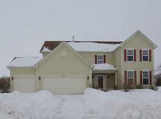 297 W Olmsted Ln, Round Lake, IL 60073