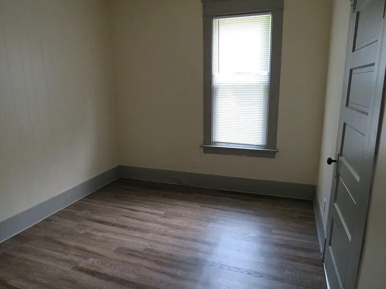 1423-25 Atkins St #1 — Photo 12