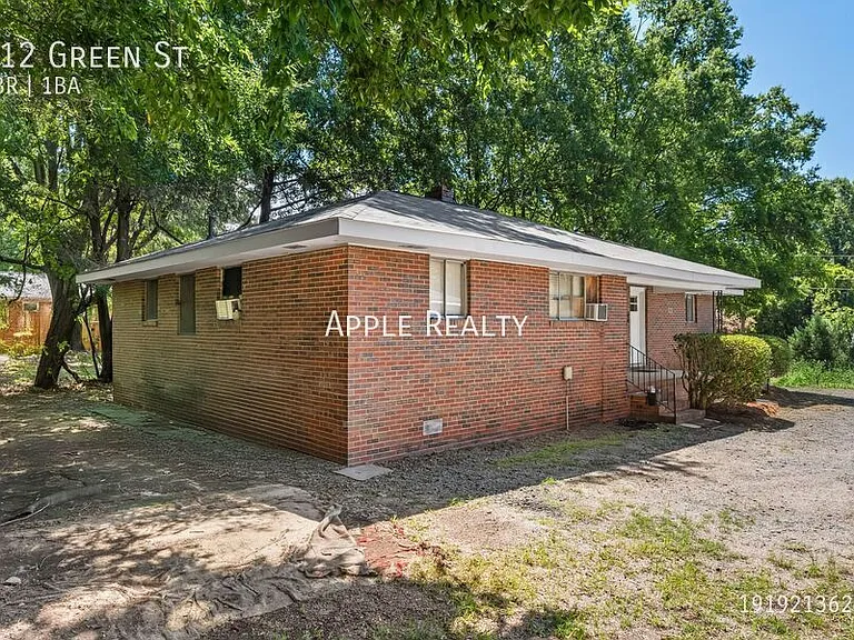 312 Green St — Photo 15