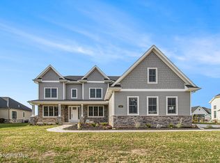 3688 Turtle Creek Dr, Perrysburg, OH 43551