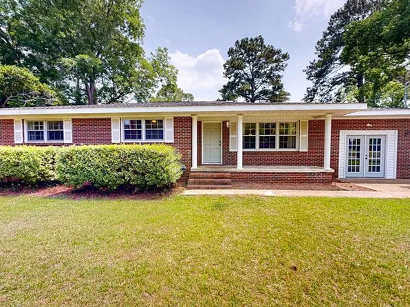 1007 Deborah St, Dothan, AL 36301