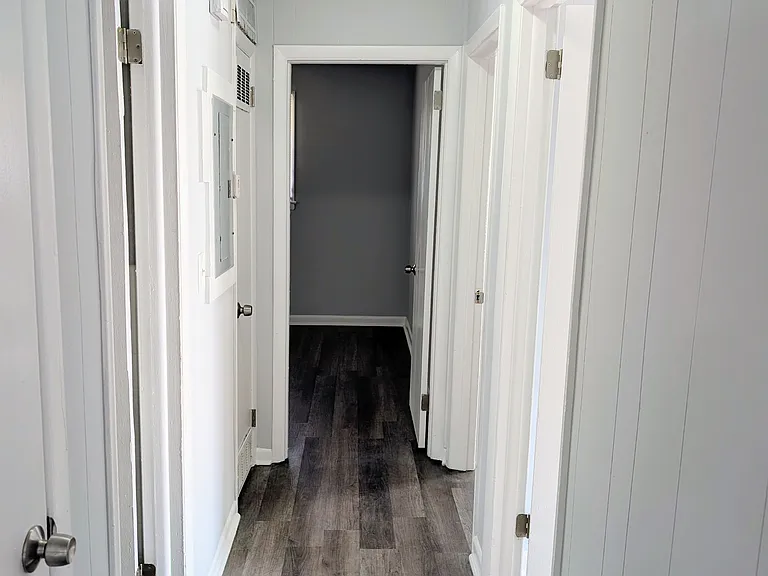 70 Ruzelle Dr SW — Photo 13