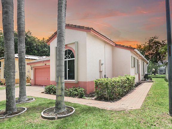 2nd image of 5006 Heron Court