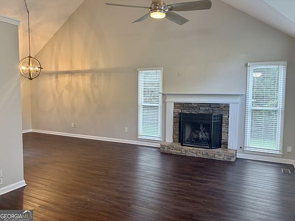 3rd image of 7035 Wynfield Dr