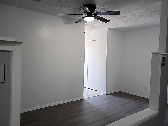 3rd image of 26 E Townhouse Ln #31