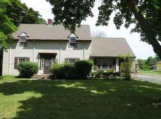 722 15th Ave, Union Grove, WI 53182