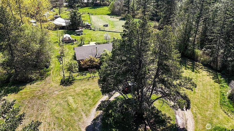 4th image of 5178 Orcas Road