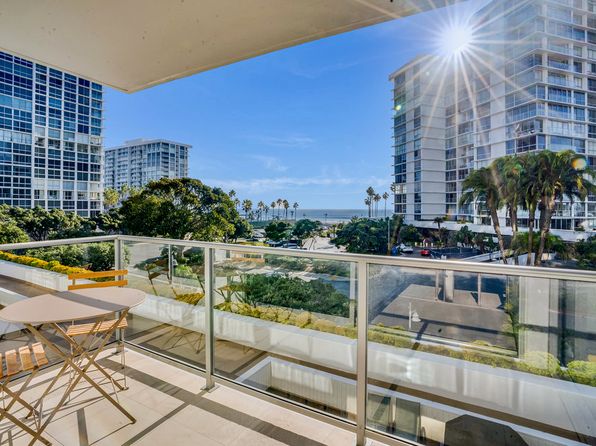 1770 Avenida Del Mundo Unit 202