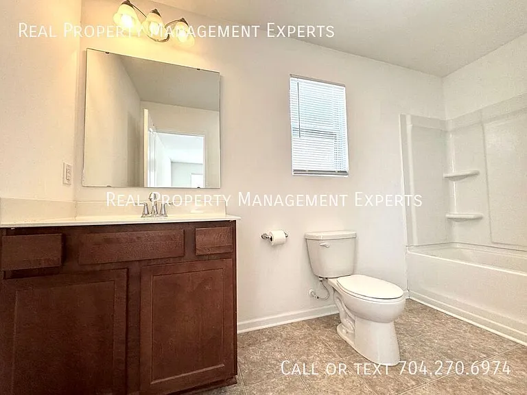9851 Hanberry Blvd — Photo 16