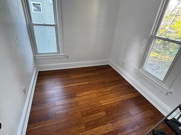 3rd image of 9 Genung St