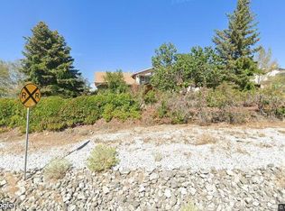 2705 & 2707 Comstock Dr, Reno, NV 89512