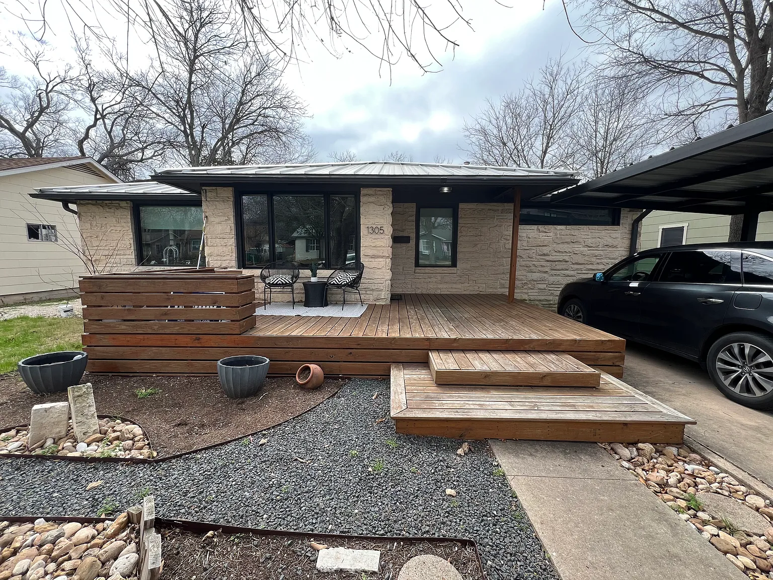 5 bed, 2324 sqft, $5,300 — Photo 1
