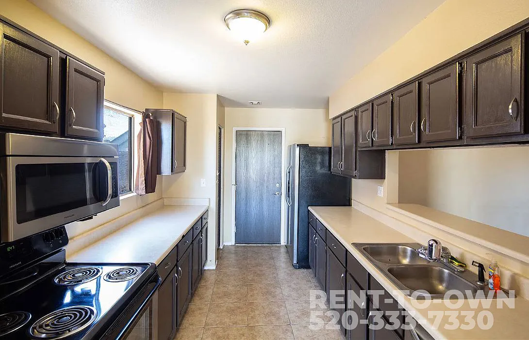 8661 N Newhill Ave — Photo 4