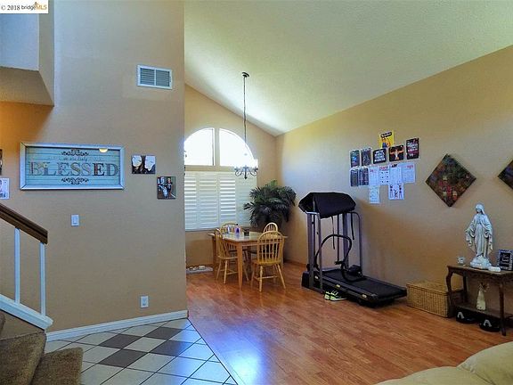 4th image of 4647 Deermeadow Way