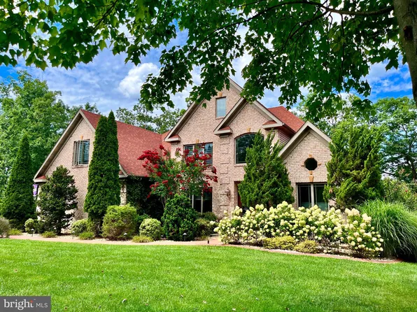 57 Regatta Ct, Ridgeley, WV 26753