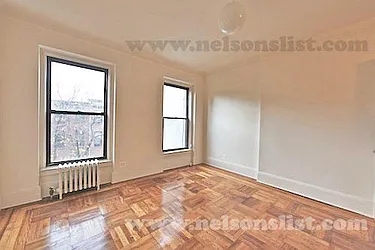 Rented by R New York