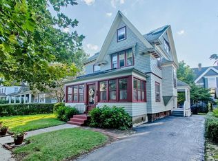 28 Mountainview St, Springfield, MA 01108