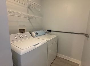 2408 Waters Edge Dr #8, Newark, DE 19702