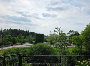 10 Steckley House Ln E #113, Richmond Hill, ON L4S0N1