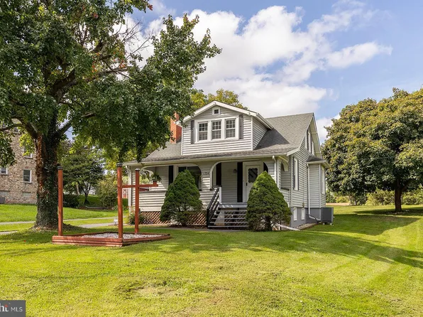 1724 N Royal Ave, Front Royal, VA 22630