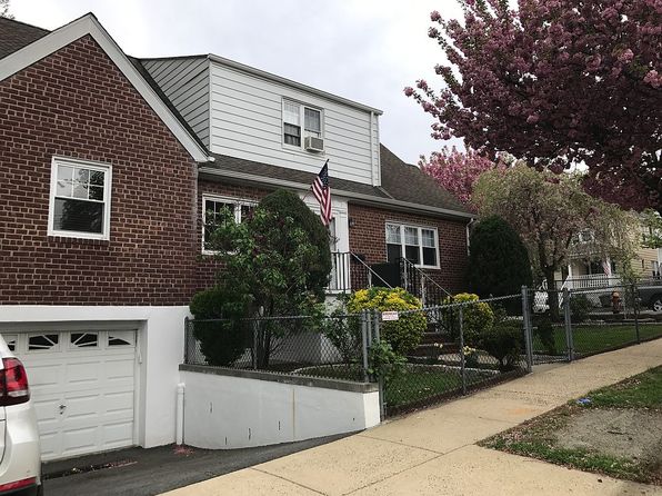 60 Sterling Ave