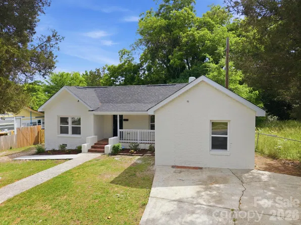 304 Ashford St, Chester, SC 29706