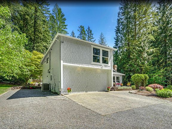 2nd image of 4710 229th Pl NE