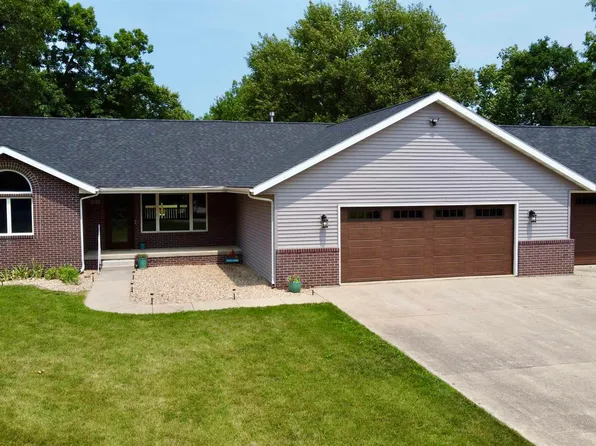 500 W Greenewood Rd, Jefferson, IA 50129