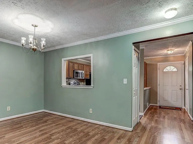 307 Stafford Mews Ln — Photo 8