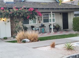 208 W 37th St, Long Beach, CA 90807