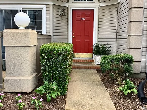 1005 Queens Xing, Williamsburg, VA 23185