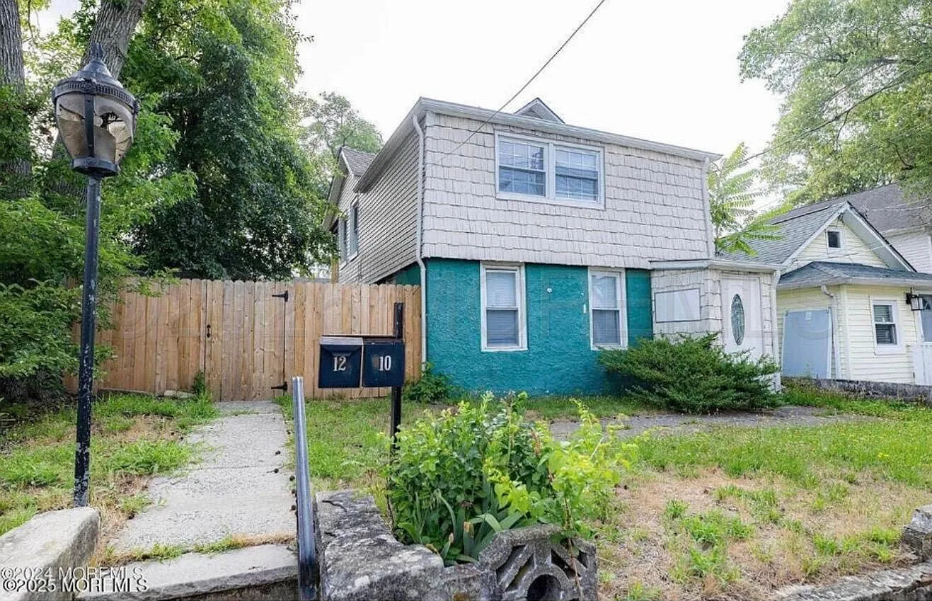 2 bed, $2,600 — Photo 1