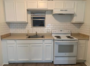 1209 1/2 Hunter Dr, Texas City, TX 77590