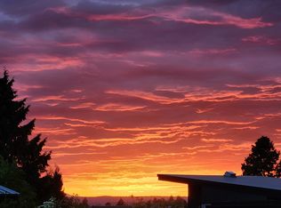 (Undisclosed Address), Redmond, WA 98033