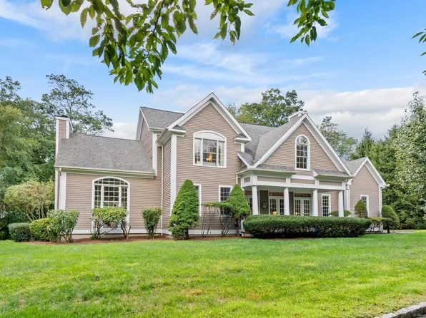 13 Orchard Hill Road, Norwalk, CT 06851