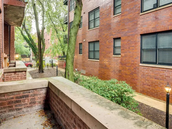 709-713 W Barry, 709 W Barry Ave #S2, Chicago, IL 60657