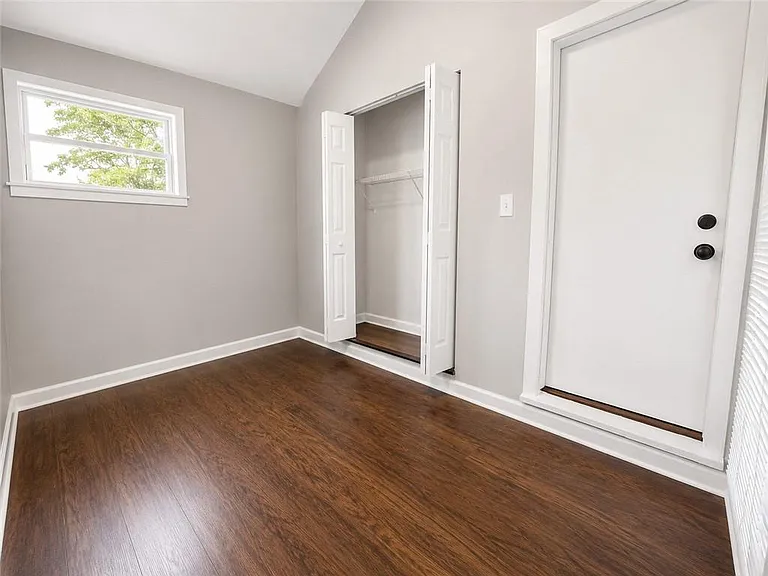 774 South Ave — Photo 9
