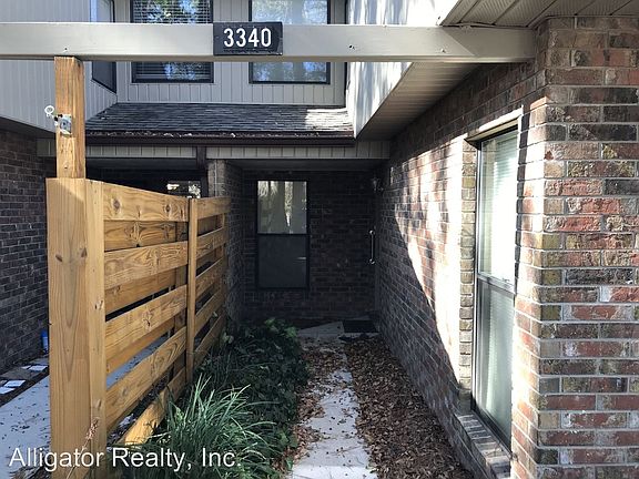 5th image of 3340 NW 54th Ter
